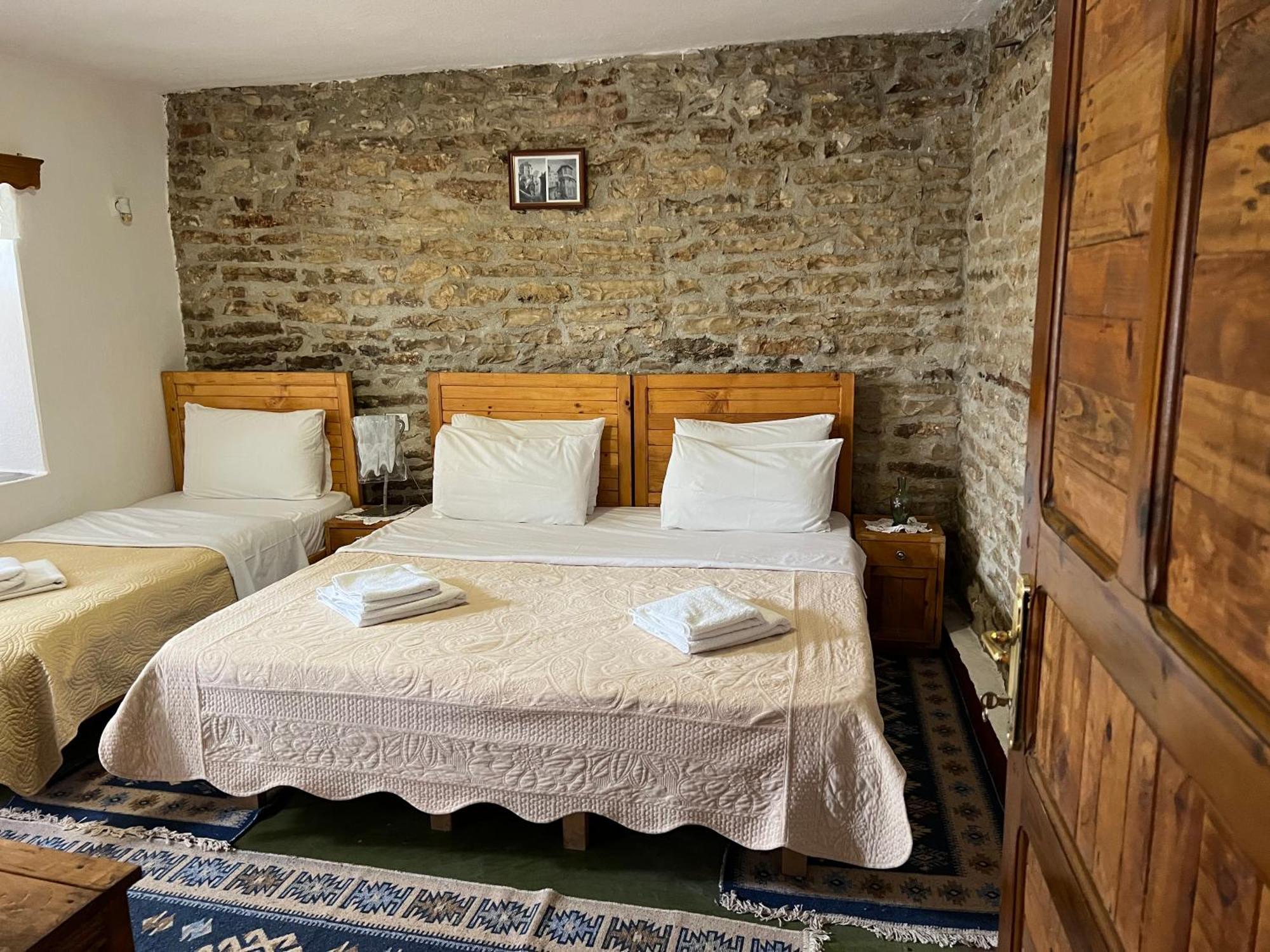 Guest House Salaria Gjirokastër المظهر الخارجي الصورة