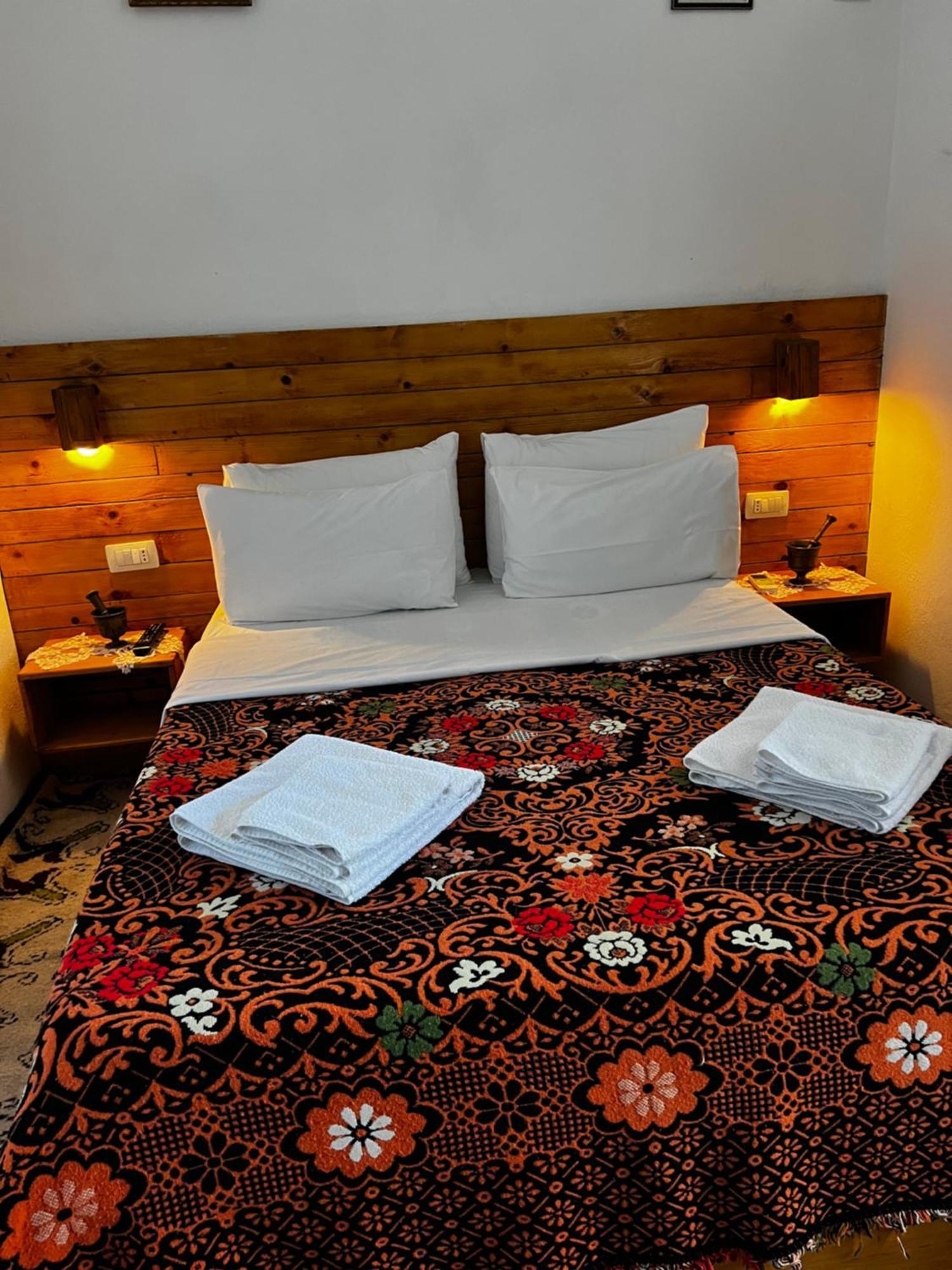 Guest House Salaria Gjirokastër المظهر الخارجي الصورة